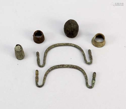 Mixed lot of small parts, antiquity