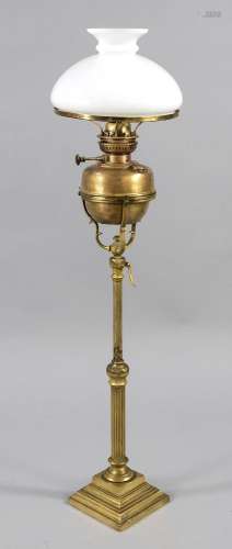 Oil lamp, end of the 19th century,