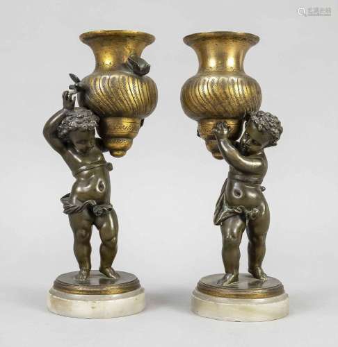 Pair of side plates with putti hold