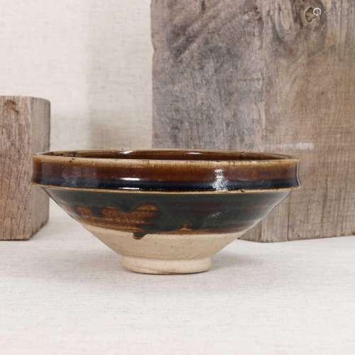 A Chinese Henan kiln black-glazed bowl,