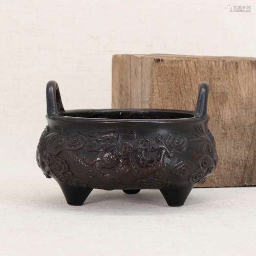 A Chinese bronze incense burner,