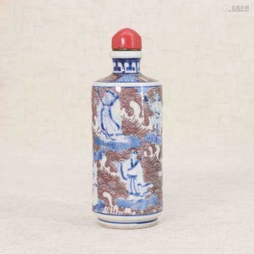 A large Chinese copper red and underglaze-blue snuff bottle,