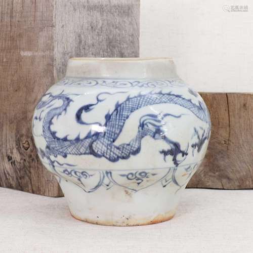 A Chinese blue and white jar,