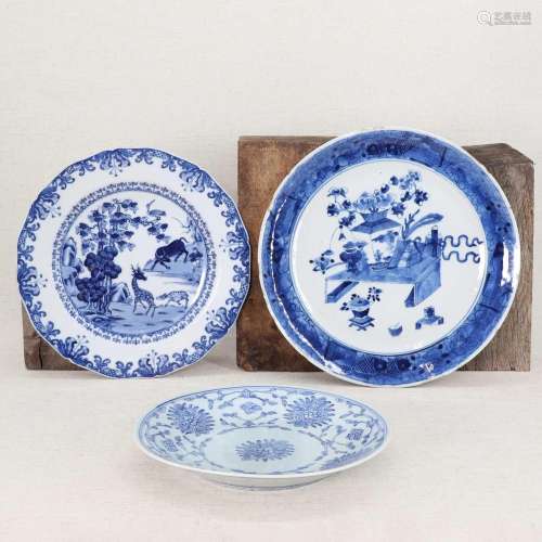 Three Chinese blue and white plates,