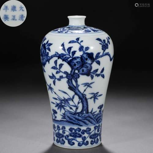A Chinese Blue and White Peaches Vase Meiping