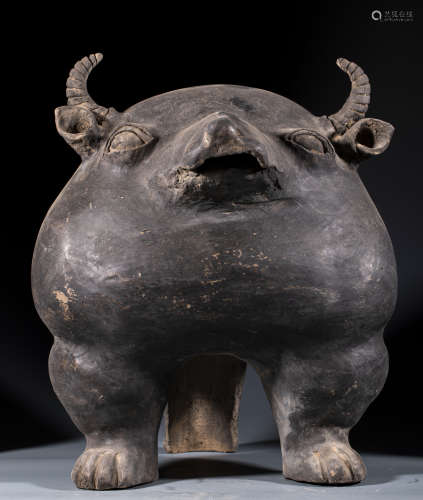 中國古代 牛形 三足 陶器