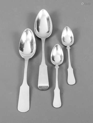 Group of 26 spoons, end of the 19th