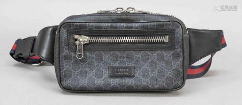 Gucci, men's GG Supreme Belt Bag, co