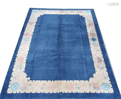 Carpet, 352 x 275 cm