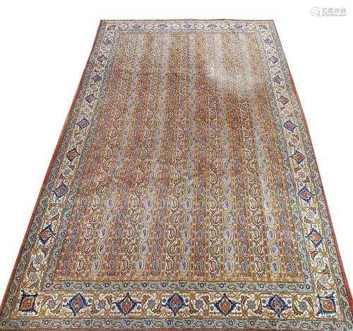 Carpet, 326 x 230 cm