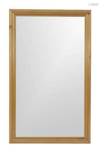 Mirror with facet cut, profiled soft