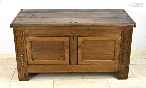 Flat lidded chest circa 1800, solid