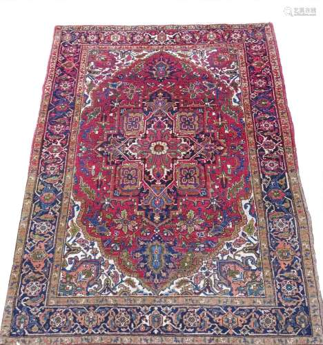 Carpet, 194 x 151 cm