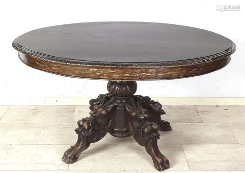 Round historicism table c. 1870, sol