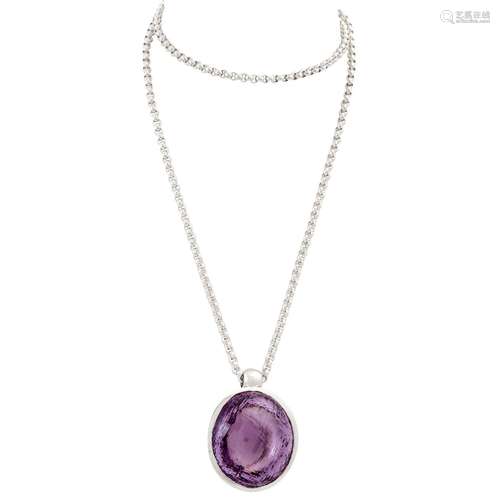 Kette mit großem Amethystanhänger,