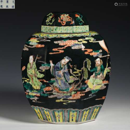 Three-color tea pot with ink in Qing Dynasty