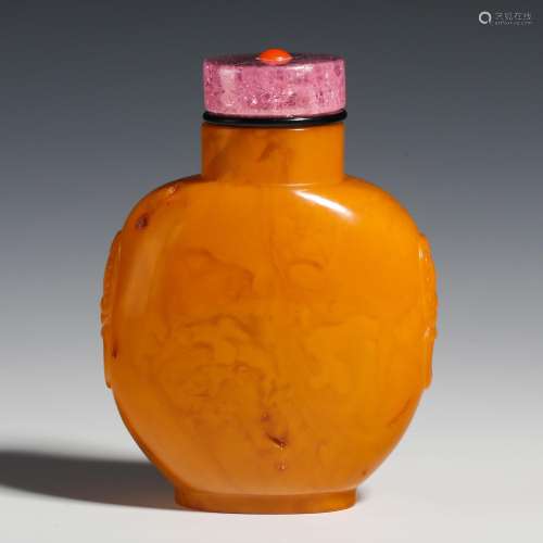 A beeswax tobacco pot from the Qing Dynasty