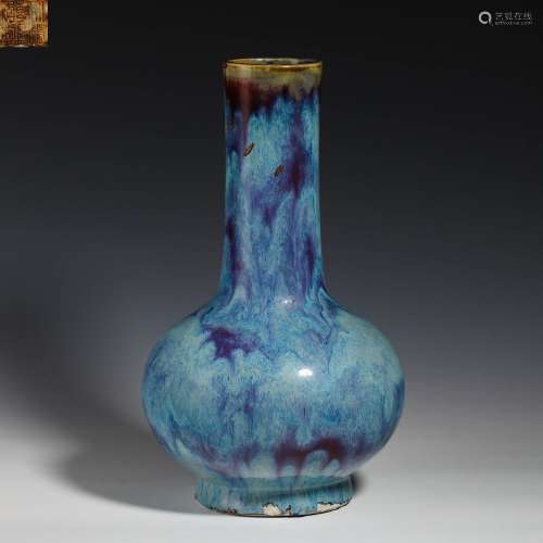 Peacock blue vase from Qing Dynasty
