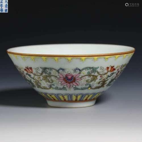 Qing Dynasty pastel flower bowl