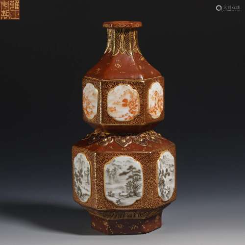 Enamelled gourd bottle with window opening in Qing Dynasty