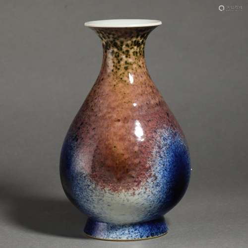 Jade spring vase with kiln glaze in Qing Dynasty