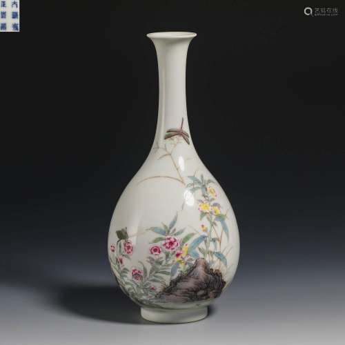 Enamel coloured vase from Qing Dynasty