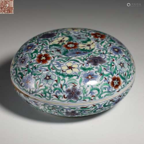 Bucket color box of Qing Dynasty