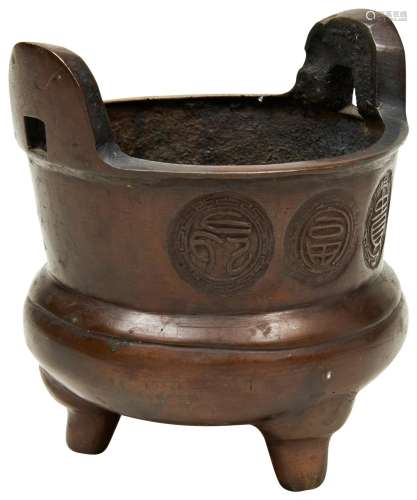SMALL BRONZE TRIPOD CENSER LATE QING DYNASTY the body of com...