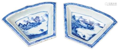 PAIR OF CHINESE EXPORT BLUE AND WHITE DISHES QING DYNASTY, 1...
