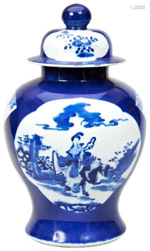 LARGE BLUE AND WHITE POWDER-BLUE-GROUND COVERED JAR QING DYN...