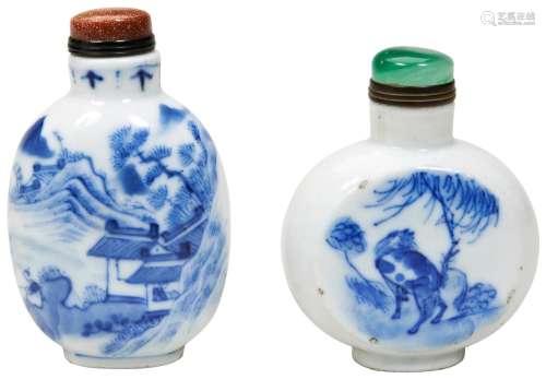 BLUE AND WHITE LANDSCAPE SNUFF BOTTLE QING DYNASTY, 19TH CEN...