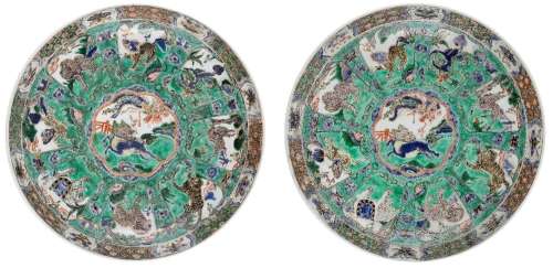 A pair of Chinese famille verte dishes, Kangxi period, paint...