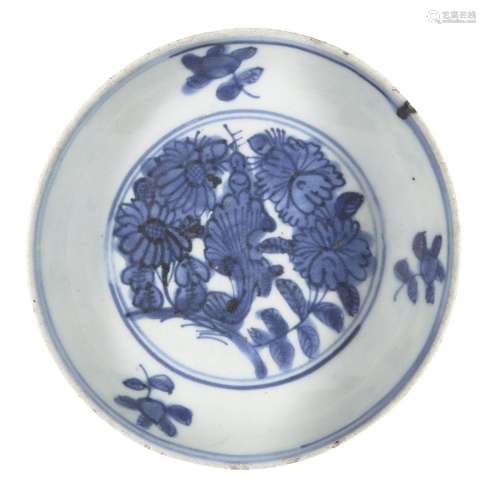 A Chinese blue and white porcelain 'flowers' dish, Wanli per...