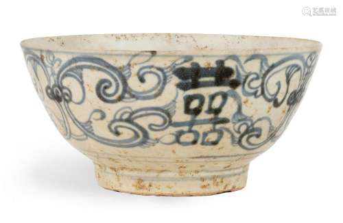An Annamese blue and white bowl, 15th century, painted to th...