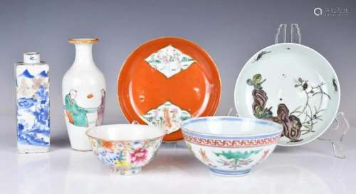 A Group of 6 Porcelain Objects