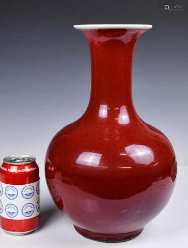 A Red-Glazed Vase 19thC