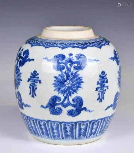 A Blue & White Jar Qing