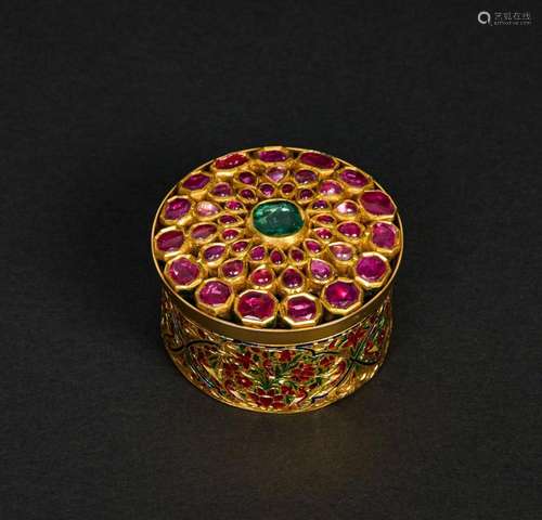 A HIGHLY RARE MUGHAL GEM SET GOLD & ENAMEL BOX, 18TH CEN...