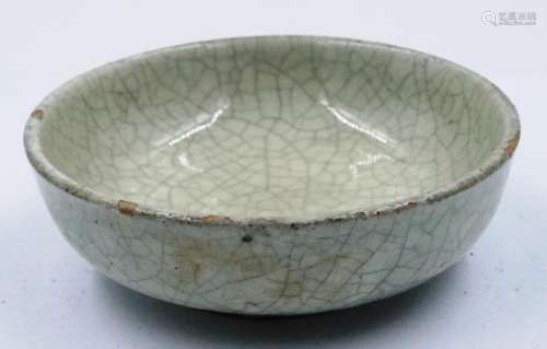 A Song Dynasty crackle glazed bowl, shallow and footed, D: 1...