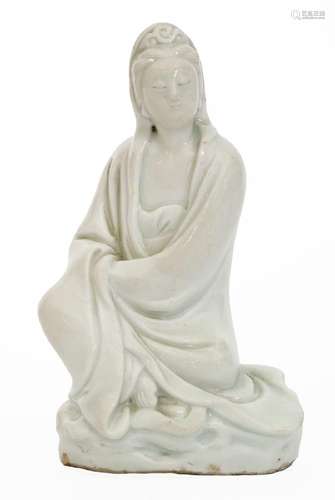 Chine, XVIIIe siècleStatue de Guanyin en porcelaine Blanc de...