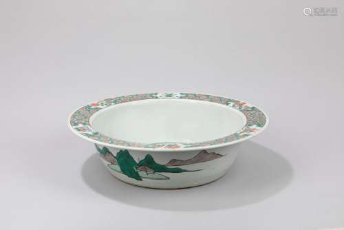 A large famille verte basin. China, late Qing dynasty