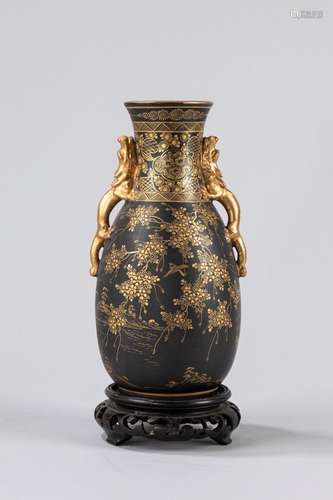 A black ground Satsuma vase . Japan, Meiji period (1868-1921...