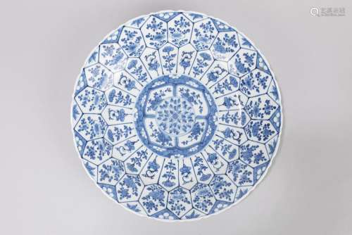 A blue and white porcelain plate. China, 19th century