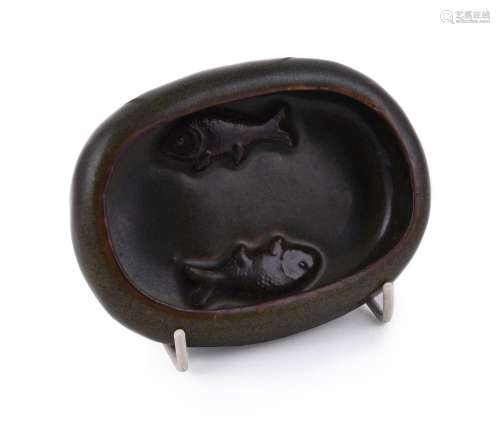 A Chinese 'Twin Fish' tea dust glazed brush washer