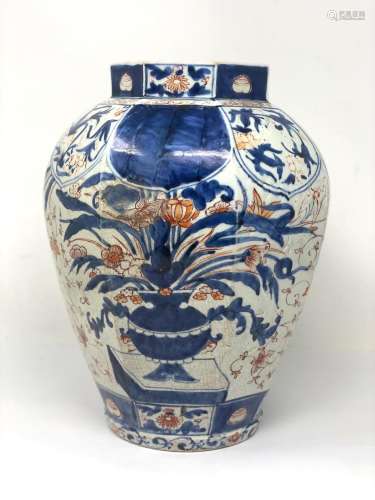 A JAPANESE IMARI JAR