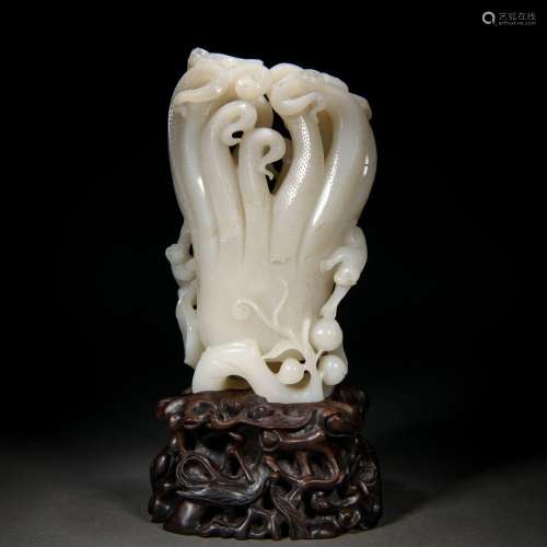 A Chinese Carved White Jade Fingered Citron