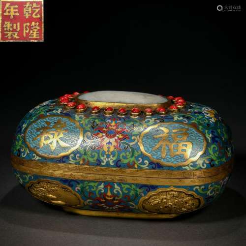 A Chinese Hardstones Inlaid Cloisonne Enamel Box with Cover