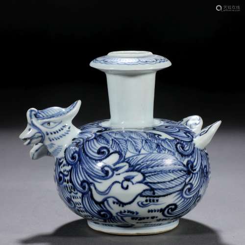 A Chinese Blue and White Kendi