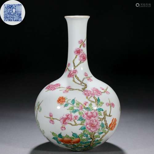 A Chinese Famille Rose Blooms Globular Vase