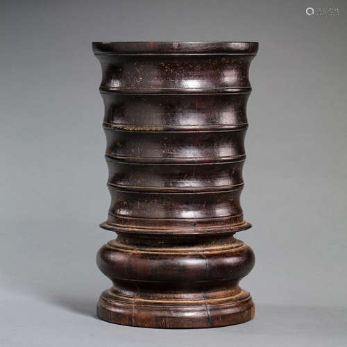 CHINESE QING DYNASTY RED SANDALWOOD BRUSH HOLDER